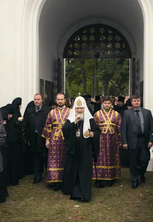 46.Встреча Св. Патриарха Кирилла в Спасо-Евфр. мон-ре